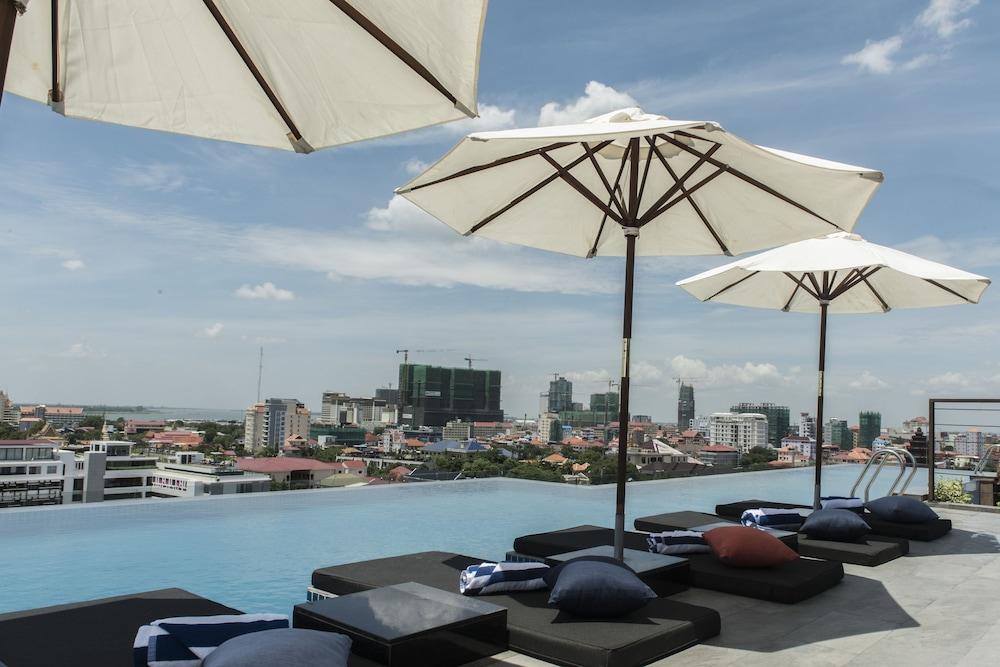 بنوم بنه فندق أكواريوس ومنتجع أوربان المظهر الخارجي الصورة